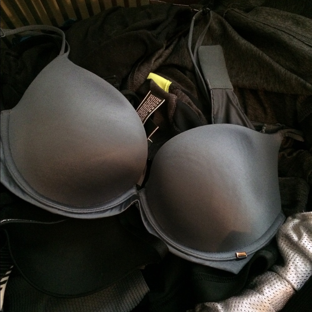 32c victoria secret lightly lined plunge nwt